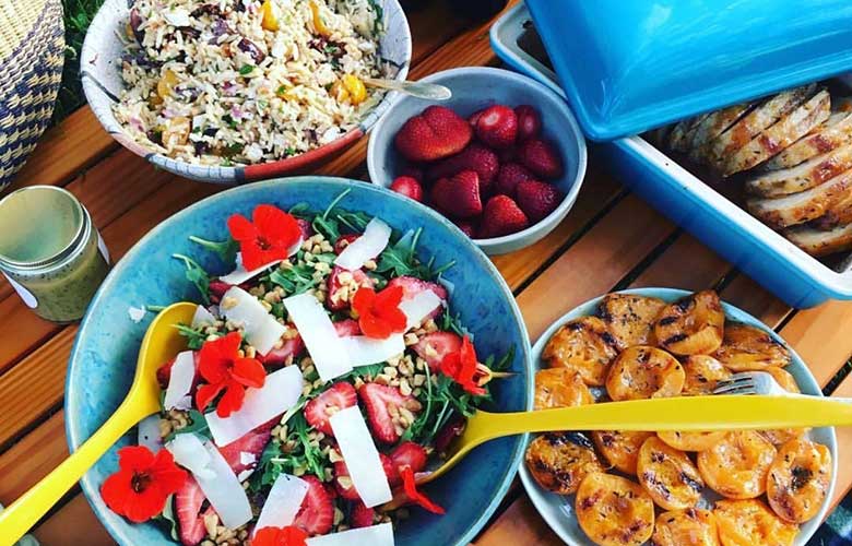 How To: Picnic Like a Pro